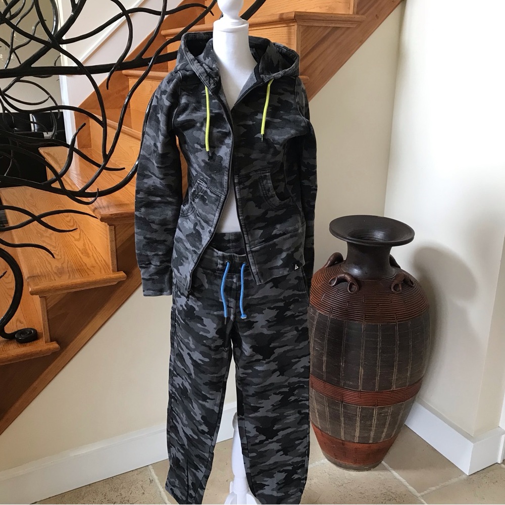 American Giant Camouflage Hoodie and Jagger Set